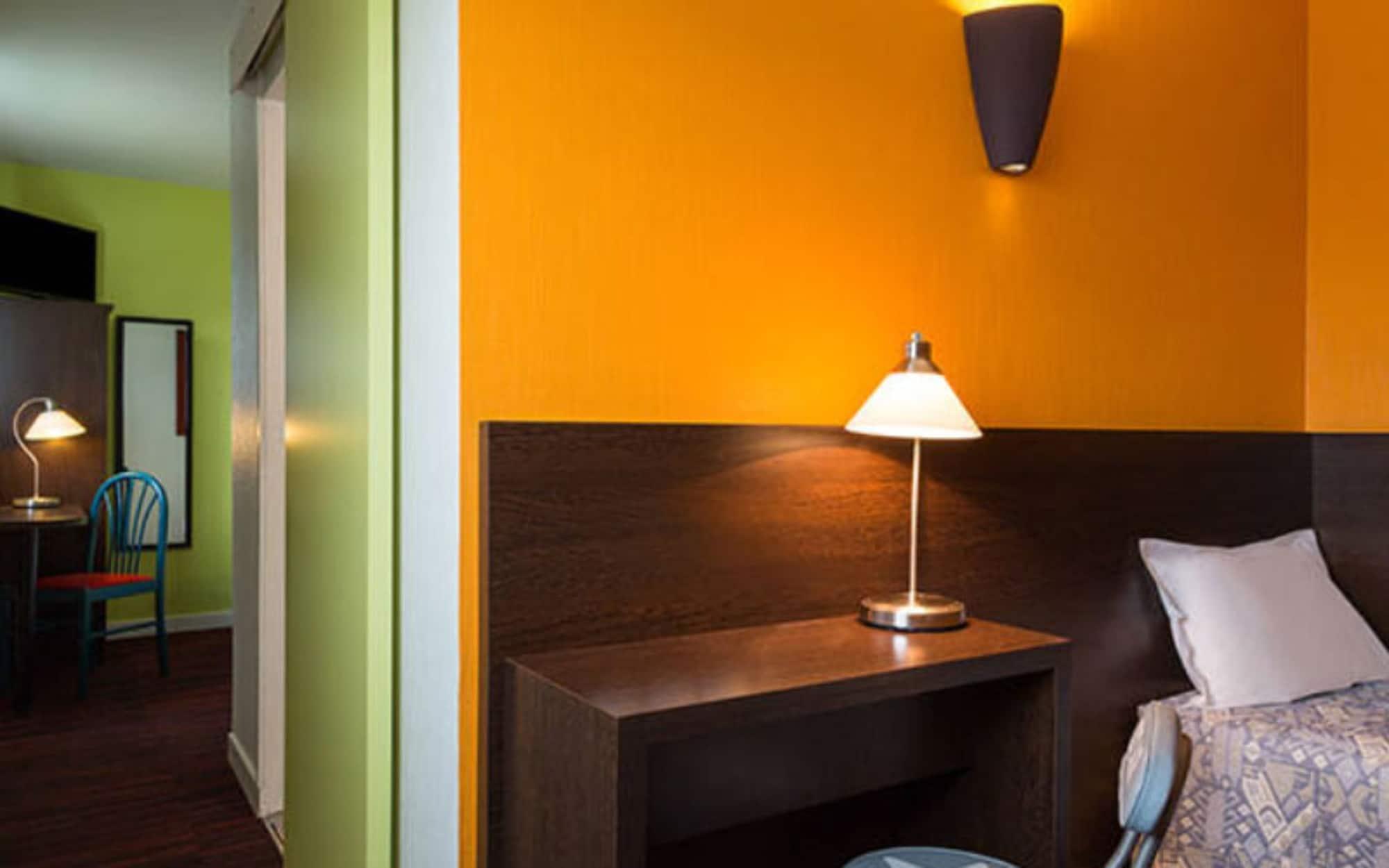 The Originals City, Hotel Helios, Roanne Nord Mably Экстерьер фото