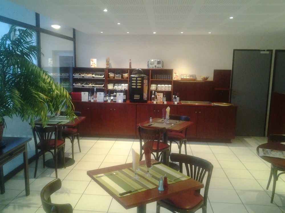 The Originals City, Hotel Helios, Roanne Nord Mably Экстерьер фото